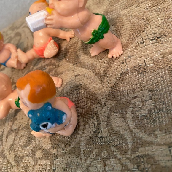 7 Vintage Magic Diaper Baby PVC. - Picture 4 of 10
